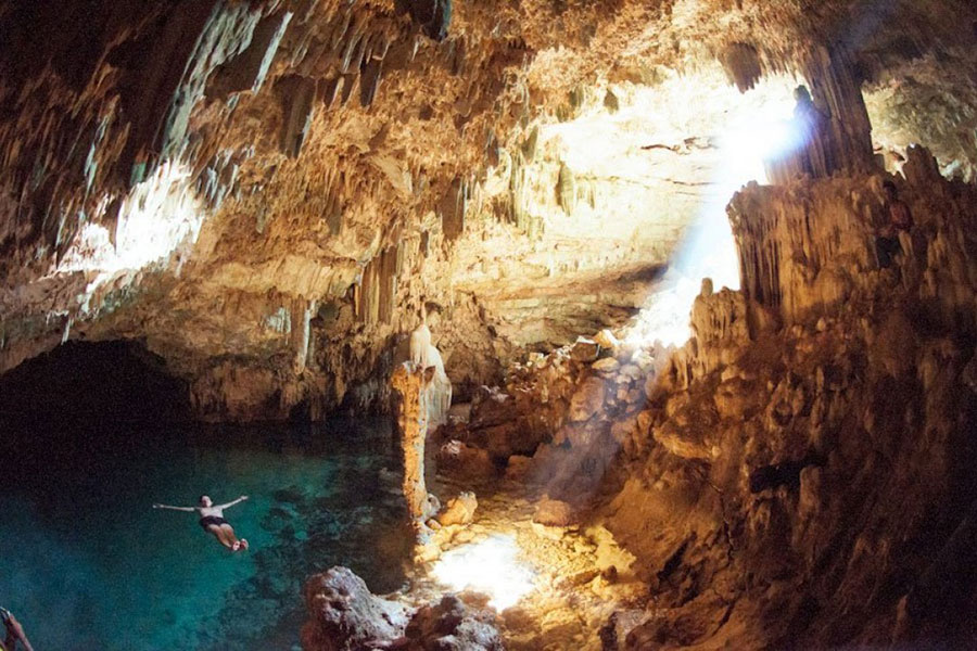 196-BATU-CERMIN-CAVE